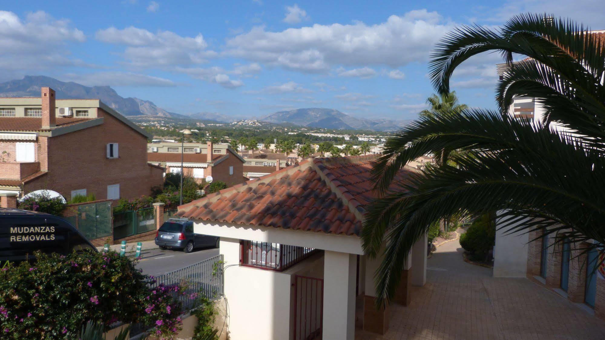 Albir-Beach Apartments El Albir Exteriör bild